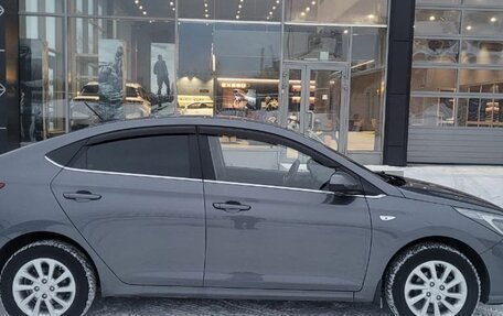 Hyundai Solaris II рестайлинг, 2021 год, 1 500 000 рублей, 6 фотография