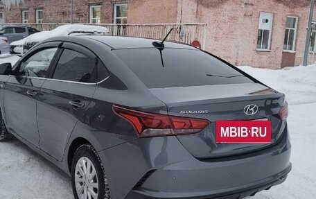 Hyundai Solaris II рестайлинг, 2021 год, 1 500 000 рублей, 3 фотография