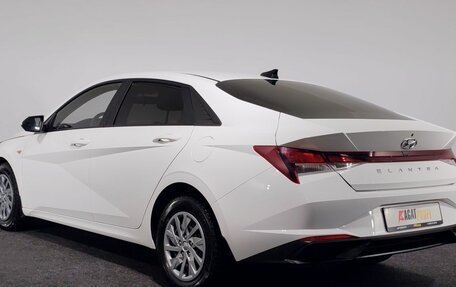 Hyundai Elantra, 2021 год, 1 950 000 рублей, 6 фотография