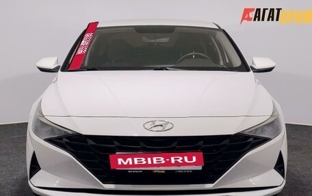 Hyundai Elantra, 2021 год, 1 950 000 рублей, 2 фотография