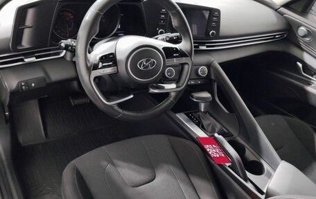 Hyundai Elantra, 2021 год, 1 950 000 рублей, 10 фотография