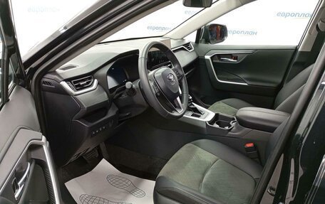 Toyota RAV4, 2024 год, 3 902 000 рублей, 8 фотография