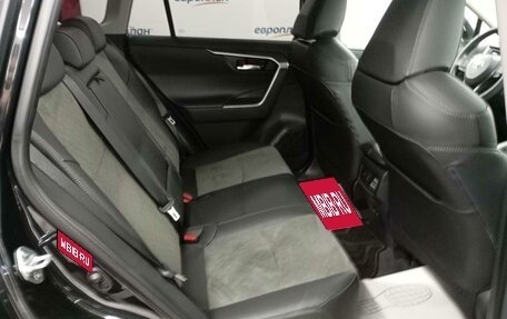 Toyota RAV4, 2024 год, 3 902 000 рублей, 12 фотография