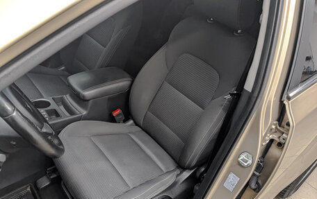 KIA Sportage IV рестайлинг, 2017 год, 2 200 000 рублей, 20 фотография