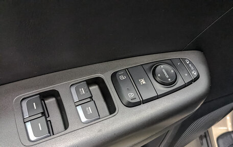 KIA Sportage IV рестайлинг, 2017 год, 2 200 000 рублей, 25 фотография