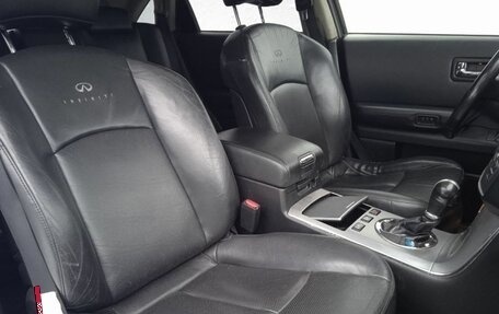 Infiniti FX I, 2007 год, 850 000 рублей, 18 фотография