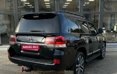 Toyota Land Cruiser 200, 2015 год, 4 900 000 рублей, 3 фотография