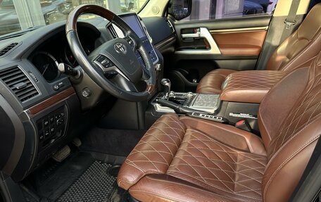 Toyota Land Cruiser 200, 2015 год, 4 900 000 рублей, 8 фотография