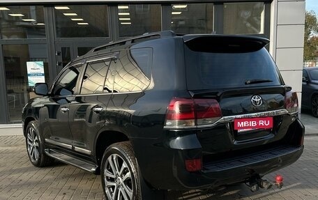 Toyota Land Cruiser 200, 2015 год, 4 900 000 рублей, 4 фотография