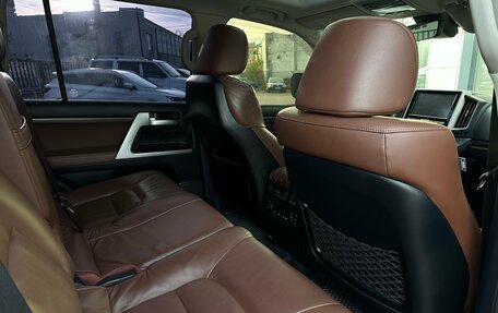 Toyota Land Cruiser 200, 2015 год, 4 900 000 рублей, 18 фотография