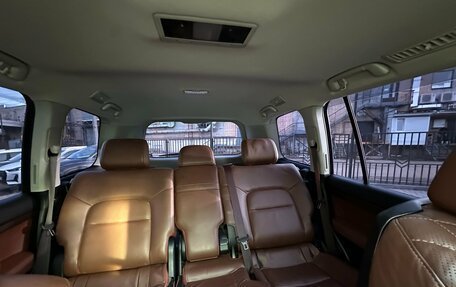 Toyota Land Cruiser 200, 2015 год, 4 900 000 рублей, 32 фотография