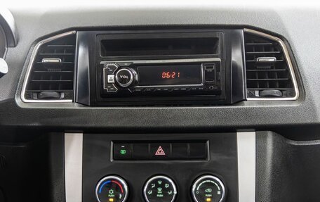 ЛуАЗ Patriot, 2018 год, 1 048 000 рублей, 17 фотография