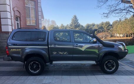 Toyota Hilux VII, 2010 год, 2 800 000 рублей, 3 фотография