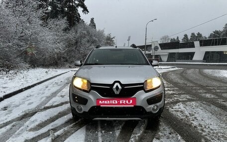 Renault Sandero II рестайлинг, 2018 год, 820 000 рублей, 3 фотография