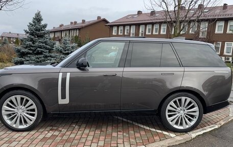 Land Rover Range Rover IV рестайлинг, 2022 год, 20 000 000 рублей, 3 фотография