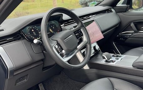 Land Rover Range Rover IV рестайлинг, 2022 год, 20 000 000 рублей, 12 фотография