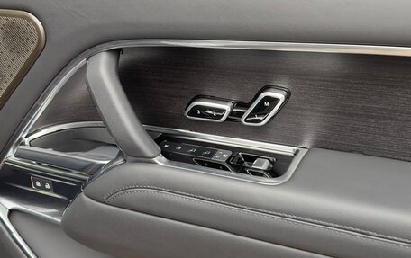 Land Rover Range Rover IV рестайлинг, 2022 год, 20 000 000 рублей, 25 фотография