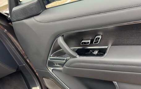 Land Rover Range Rover IV рестайлинг, 2022 год, 20 000 000 рублей, 29 фотография