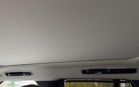 Land Rover Range Rover IV рестайлинг, 2022 год, 20 000 000 рублей, 35 фотография