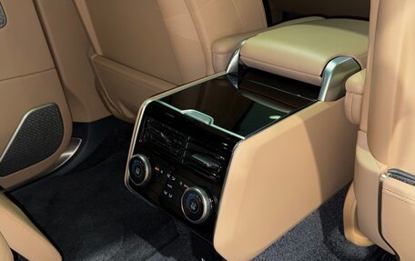 Land Rover Range Rover IV рестайлинг, 2025 год, 28 500 000 рублей, 24 фотография