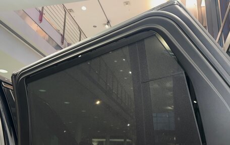 Land Rover Range Rover IV рестайлинг, 2025 год, 28 500 000 рублей, 30 фотография