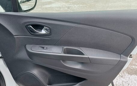 Renault Kaptur I рестайлинг, 2017 год, 1 298 000 рублей, 30 фотография