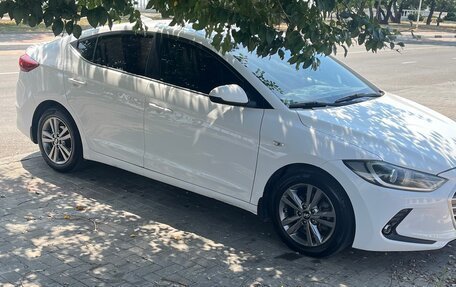Hyundai Elantra VI рестайлинг, 2017 год, 1 320 000 рублей, 7 фотография