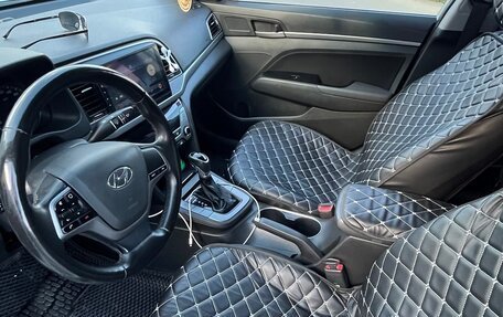 Hyundai Elantra VI рестайлинг, 2017 год, 1 320 000 рублей, 11 фотография