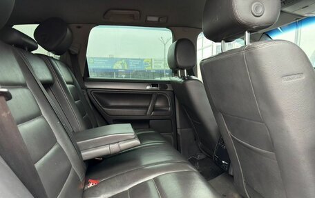 Volkswagen Touareg III, 2005 год, 865 000 рублей, 4 фотография