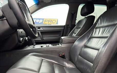 Volkswagen Touareg III, 2005 год, 865 000 рублей, 14 фотография