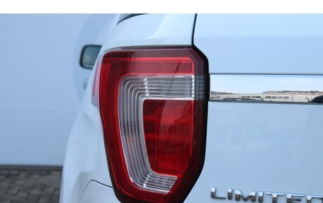 Ford Explorer VI, 2017 год, 2 520 000 рублей, 14 фотография