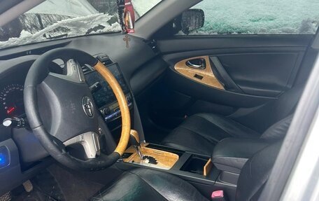 Toyota Camry, 2007 год, 860 000 рублей, 9 фотография