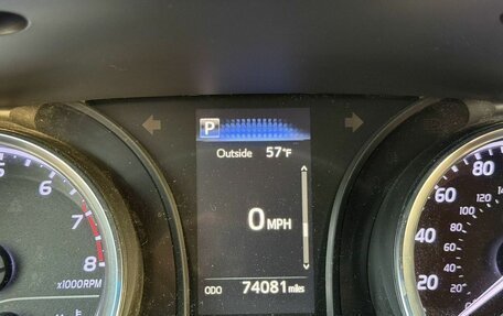 Toyota Camry, 2018 год, 2 450 000 рублей, 10 фотография