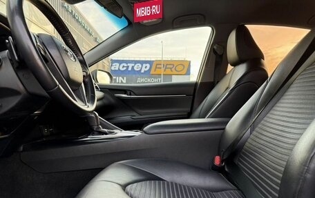 Toyota Camry, 2018 год, 2 450 000 рублей, 12 фотография