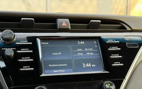 Toyota Camry, 2018 год, 2 450 000 рублей, 20 фотография