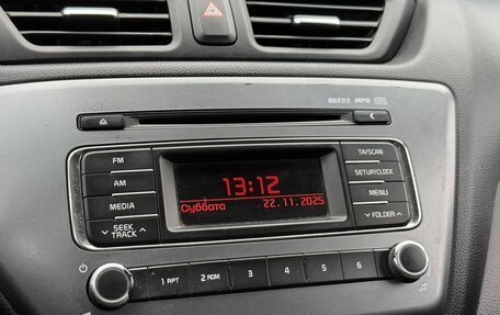 KIA Rio III рестайлинг, 2015 год, 1 065 000 рублей, 17 фотография