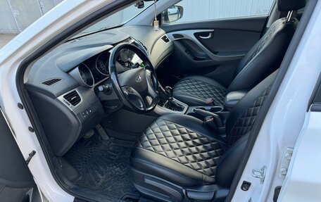 Hyundai Elantra V, 2015 год, 970 000 рублей, 7 фотография