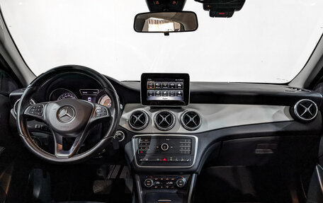 Mercedes-Benz GLA, 2016 год, 2 300 000 рублей, 14 фотография