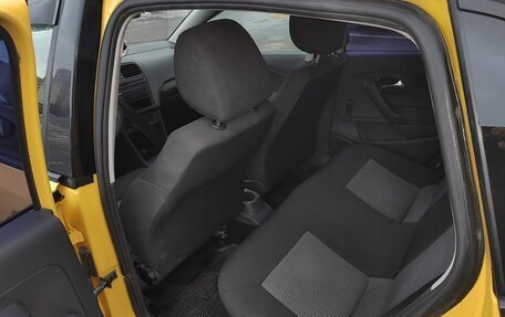 Volkswagen Polo VI (EU Market), 2011 год, 500 000 рублей, 11 фотография