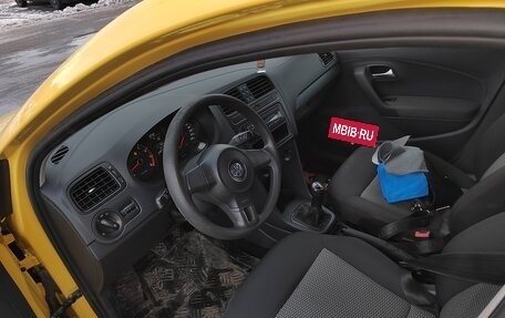 Volkswagen Polo VI (EU Market), 2011 год, 500 000 рублей, 8 фотография