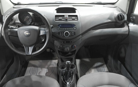 Chevrolet Spark III, 2011 год, 449 000 рублей, 12 фотография