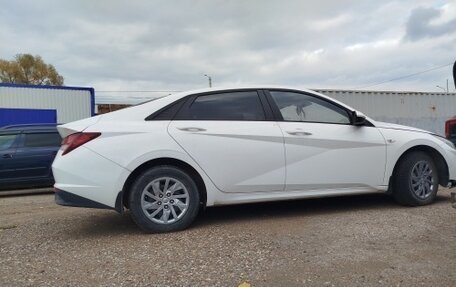 Hyundai Elantra, 2021 год, 1 140 000 рублей, 7 фотография