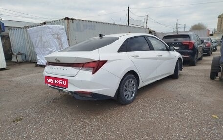 Hyundai Elantra, 2021 год, 1 140 000 рублей, 5 фотография