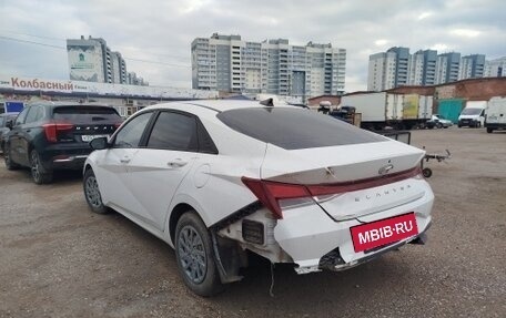 Hyundai Elantra, 2021 год, 1 140 000 рублей, 4 фотография