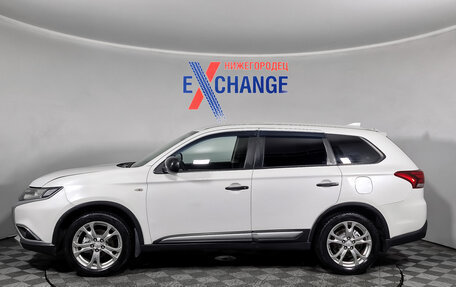 Mitsubishi Outlander III рестайлинг 3, 2017 год, 1 699 000 рублей, 7 фотография