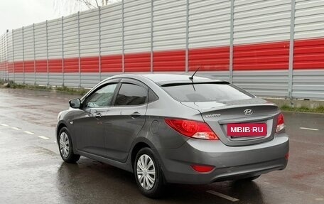 Hyundai Solaris II рестайлинг, 2012 год, 530 000 рублей, 3 фотография