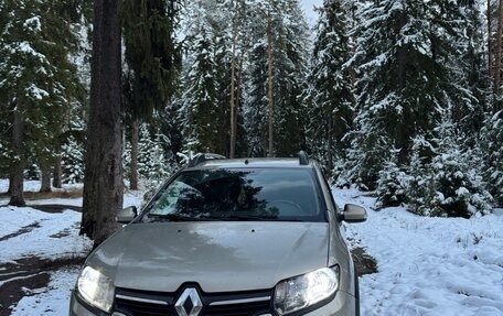 Renault Sandero II рестайлинг, 2017 год, 600 000 рублей, 1 фотография