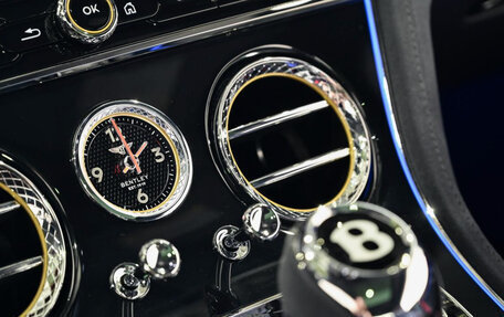 Bentley Continental GT, 2024 год, 33 500 000 рублей, 30 фотография