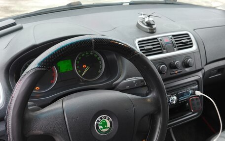 Skoda Fabia II, 2009 год, 220 000 рублей, 3 фотография