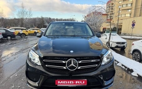 Mercedes-Benz GLE, 2015 год, 2 850 000 рублей, 2 фотография